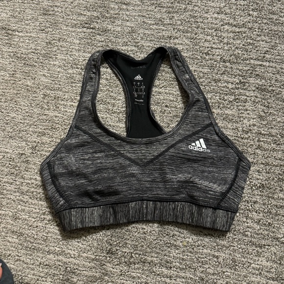 Adidas woman’s sports bra - Picture 1 of 3